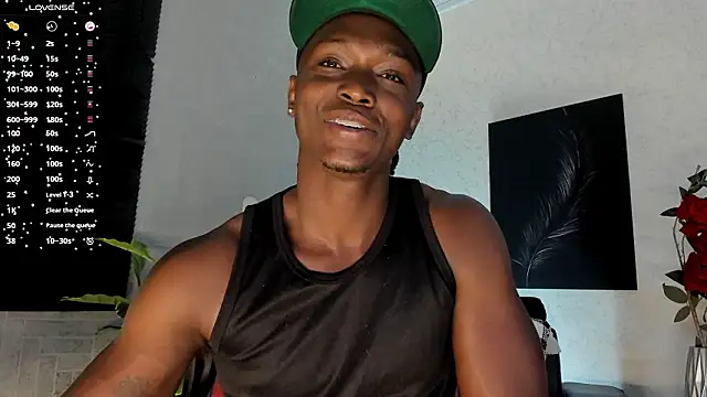 Snapshot of DannSmmith chatting on February 25, 2026, 6:35 am DannSmmith online show from February 25, 2026, 6:35 am