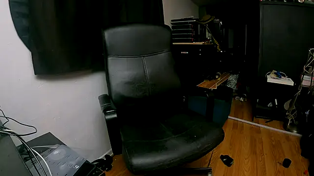 leanjamesdean online show from October 18, 2025, 6:26 am