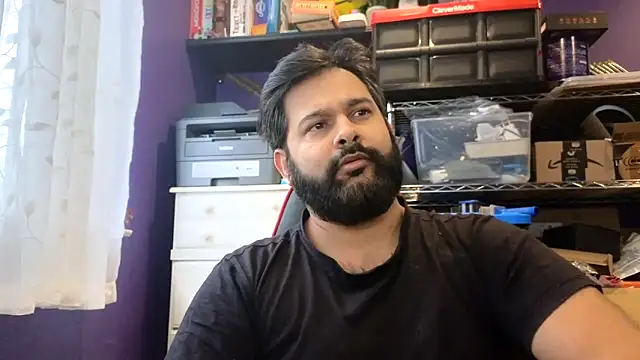 Sakhtlaundaz online show from December 16, 2025, 2:43 pm