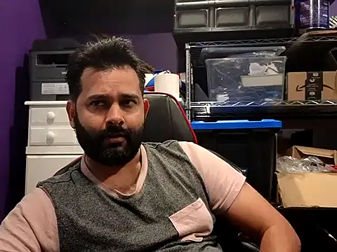 Sakhtlaundaz online show from October 11, 2025, 10:44 pm