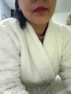 lolo890 online show from January 11, 2026, 1:18 pm