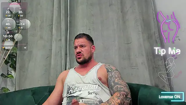 musclemonster31 online show from March 13, 2025, 5:00 am