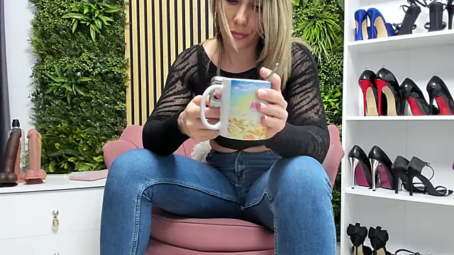 sweetcherry30 online show from March 25, 2026, 7:08 am