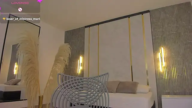 riley sierra online show from November 4, 2025, 12:53 pm