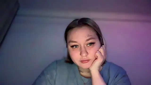 Snapshot of Isabel-Bailey chatting on November 21, 2025, 9:25 pm Isabel-Bailey online show from November 21, 2025, 9:25 pm