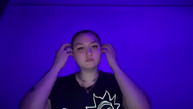 Snapshot of Isabel-Bailey chatting on November 15, 2025, 9:19 pm Isabel-Bailey online show from November 15, 2025, 9:19 pm