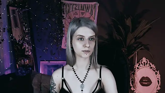 Noah ElmerX online show from December 14, 2025, 3:06 pm