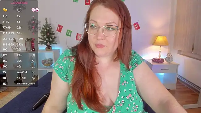 CutieGinger online show from January 6, 2025, 3:31 am