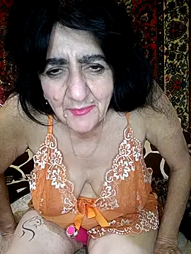 Lovely Lori online show from October 6, 2025, 4:30 pm