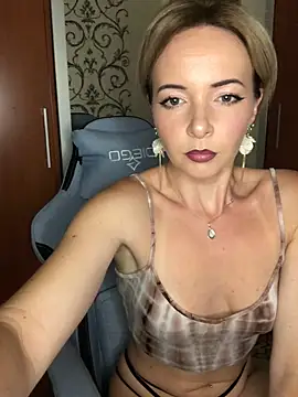 Kristina03 online show from July 9, 2026, 9:36 pm