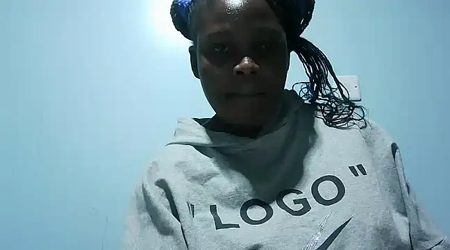 cute roxie online show from February 21, 2025, 10:26 pm