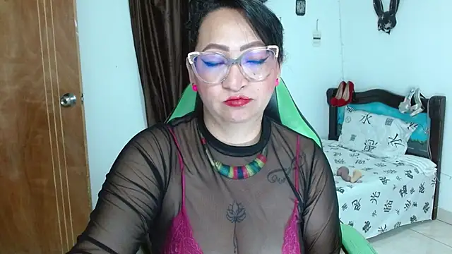 Snapshot of candy_crazy38 chatting on March 15, 2025, 9:30 am candy crazy38 online show from March 15, 2025, 9:30 am