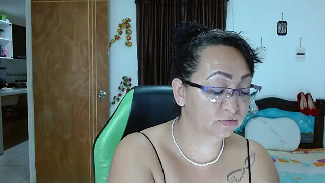 Snapshot of candy_crazy38 chatting on January 28, 2025, 10:23 pm candy crazy38 online show from January 28, 2025, 10:23 pm