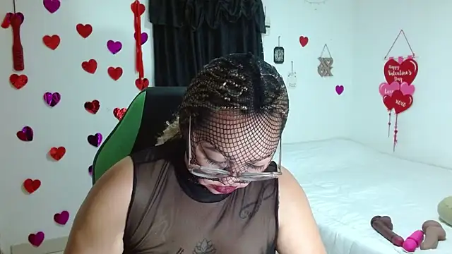 Snapshot of candy_crazy38 chatting on September 27, 2025, 10:54 am candy crazy38 online show from September 27, 2025, 10:54 am
