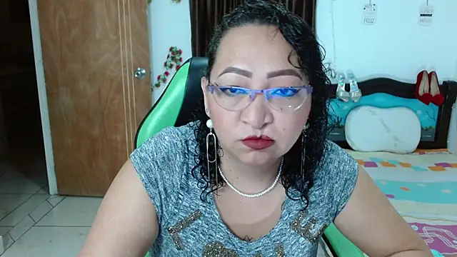 Snapshot of candy_crazy38 chatting on February 1, 2025, 12:04 pm candy crazy38 online show from February 1, 2025, 12:04 pm