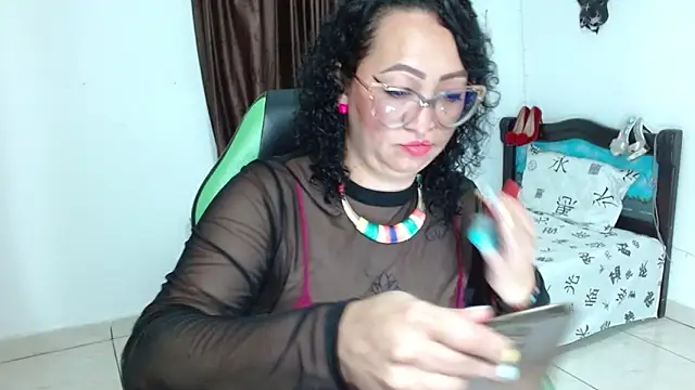 Snapshot of candy_crazy38 chatting on March 15, 2025, 12:34 pm candy crazy38 online show from March 15, 2025, 12:34 pm