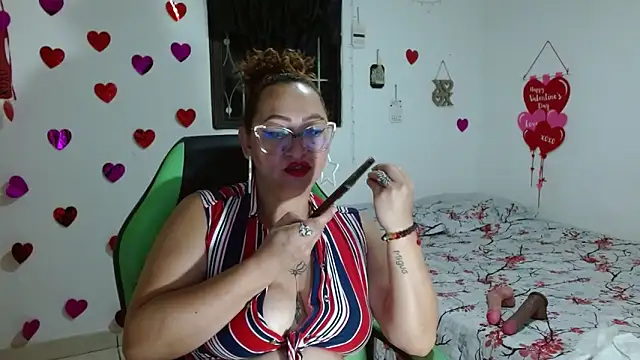 Snapshot of candy_crazy38 chatting on September 12, 2025, 8:58 am candy crazy38 online show from September 12, 2025, 8:58 am