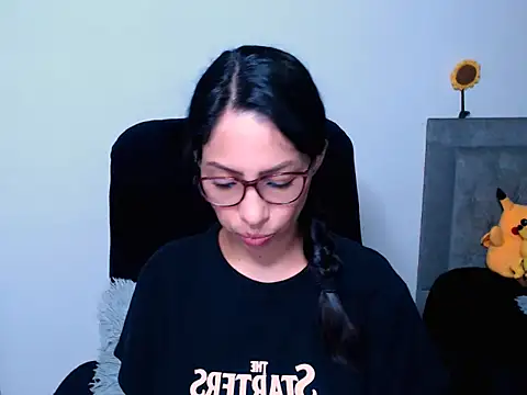 diana  34 online show from February 21, 2026, 12:23 am