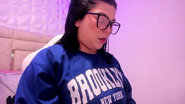 PauletteJ online show from March 19, 2026, 11:32 am