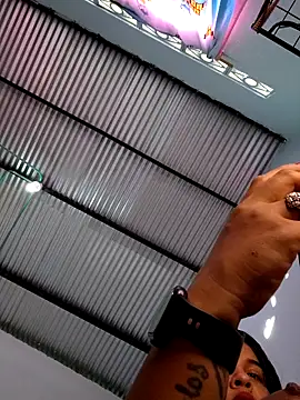 Bellota 22 Fuckme online show from October 17, 2025, 9:27 pm