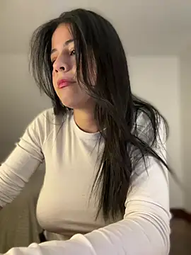 CuteKira7 online show from February 19, 2026, 3:14 am