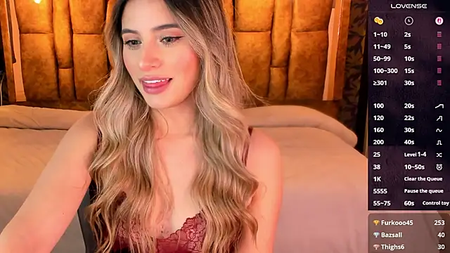 Snapshot of KiaraCarter chatting on November 17, 2025, 7:51 pm KiaraCarter online show from November 17, 2025, 7:51 pm