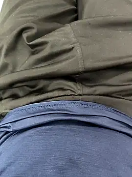 Snapshot of Horny_boy321 chatting on October 27, 2025, 11:33 am Horny boy321 online show from October 27, 2025, 11:33 am