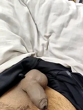 Horny boy321 online show from January 31, 2026, 7:12 pm