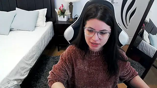 AmyPure  online show from March 31, 2026, 5:20 am