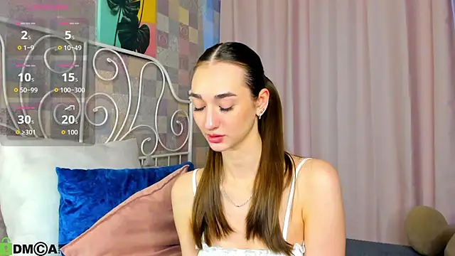 Kelly Powell online show from October 19, 2025, 10:18 am