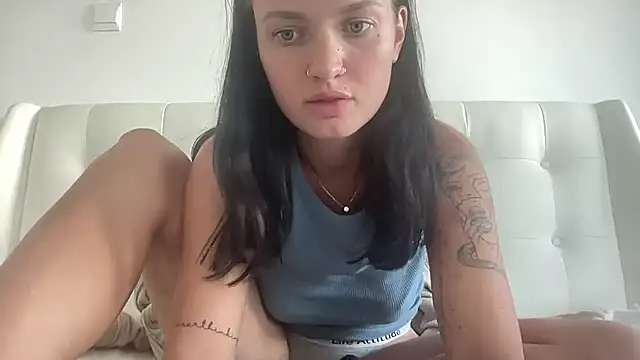 Snapshot of mariemelissah chatting on November 15, 2025, 7:45 am mariemelissah online show from November 15, 2025, 7:45 am