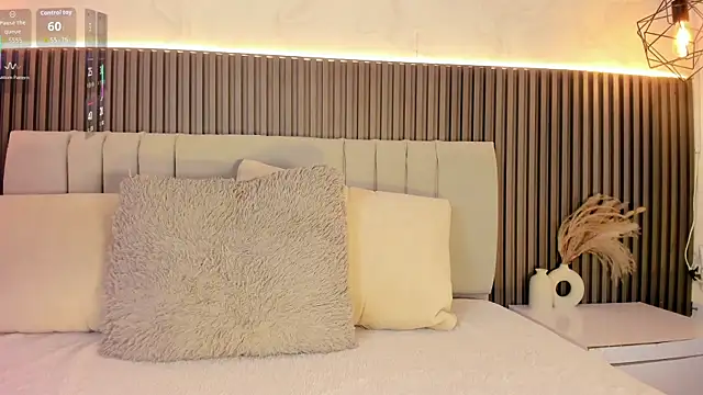 SHANONCLARK online show from October 16, 2025, 7:11 pm