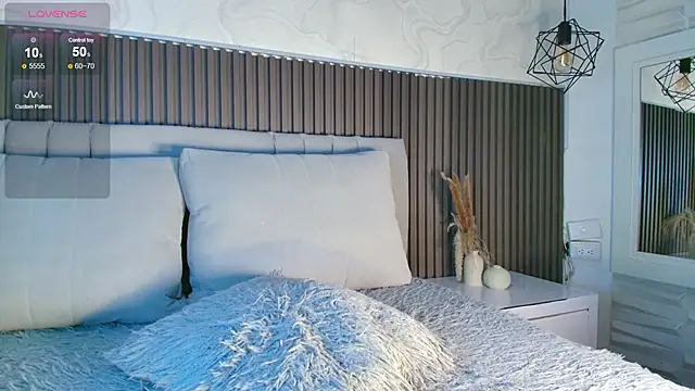 SHANONCLARK online show from March 27, 2026, 7:04 pm