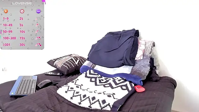 Aron Baylor online show from October 9, 2025, 1:11 pm