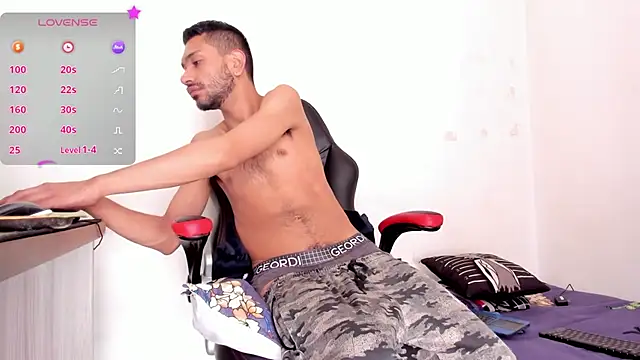 Aron Baylor online show from December 14, 2025, 6:02 pm