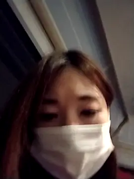 Snapshot of Love_me_Eri_ chatting on December 5, 2025, 9:52 am Love me Eri online show from December 5, 2025, 9:52 am