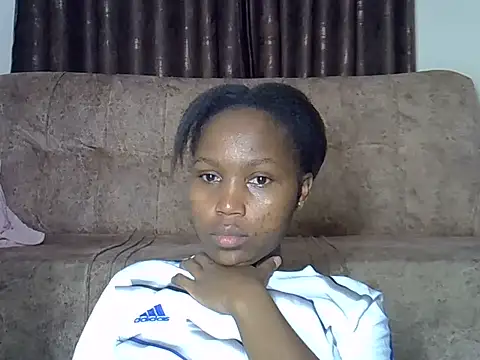 Snapshot of AurelAda chatting on July 10, 2026, 5:18 am AurelAda online show from July 10, 2026, 5:18 am