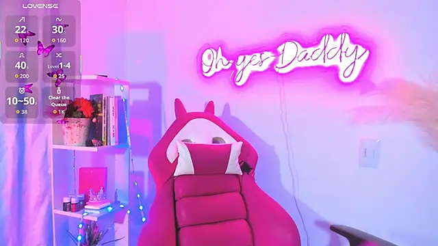 crisbell lopez online show from October 30, 2025, 1:15 am