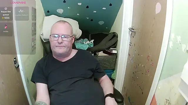 FriendlyDave online show from March 18, 2025, 3:12 pm