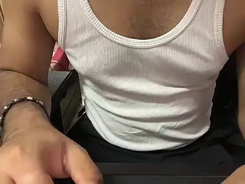 insanefreak69 online show from June 30, 2026, 4:23 am