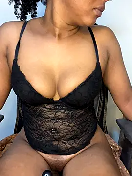 sweetestval online show from October 17, 2025, 5:00 am