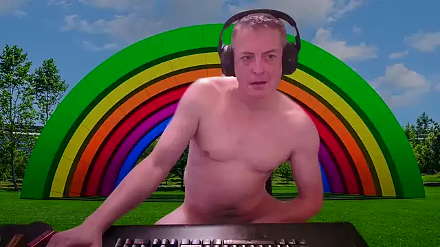 JulioMaximus online show from April 1, 2026, 7:33 pm