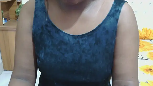 esita 1212 online show from November 10, 2025, 1:43 am