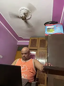 Dick 6inches online show from April 14, 2026, 2:44 pm