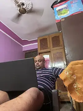 Snapshot of Dick_6inches chatting on July 13, 2026, 4:45 am Dick 6inches online show from July 13, 2026, 4:45 am