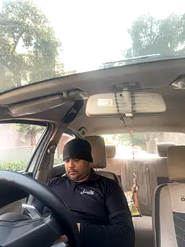 Dick 6inches online show from October 15, 2025, 2:54 am