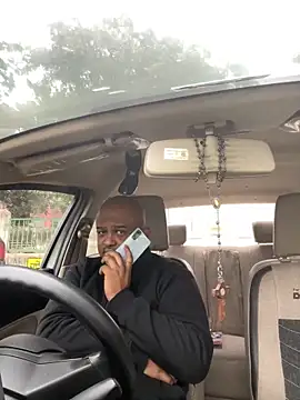 Dick 6inches online show from December 21, 2025, 3:41 am