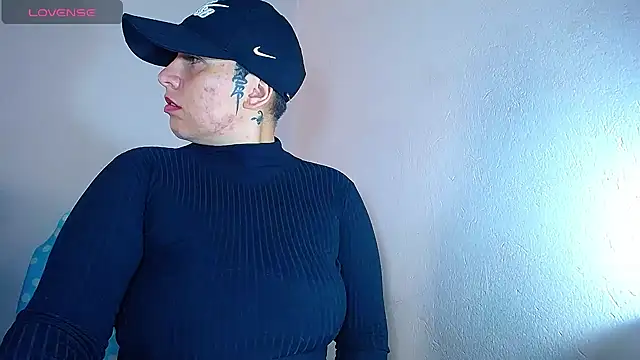 Yessi rousse online show from December 28, 2024, 3:37 pm