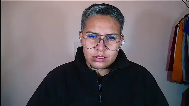 Snapshot of Yessi_rousse chatting on November 14, 2025, 11:58 am Yessi rousse online show from November 14, 2025, 11:58 am