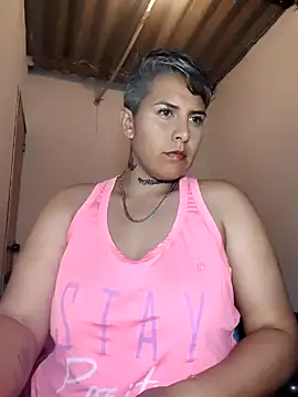 Snapshot of Yessi_rousse chatting on April 29, 2026, 1:54 am Yessi rousse online show from April 29, 2026, 1:54 am